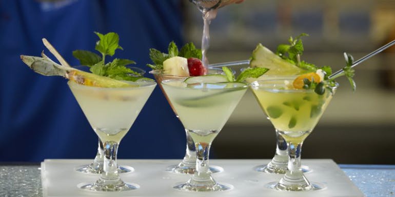 sugarcane mojito bar drinks norwegian sky