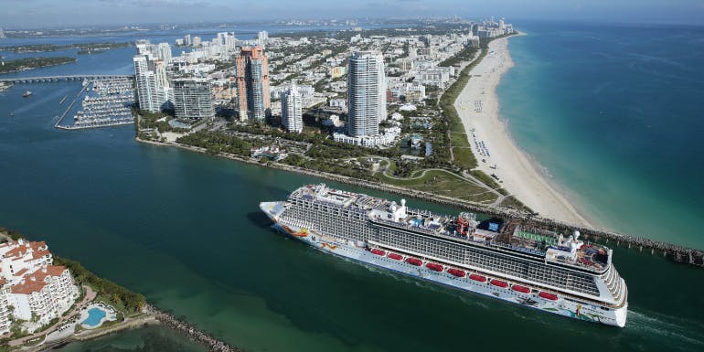 disembarkation miami florida norwegian getaway waste of time