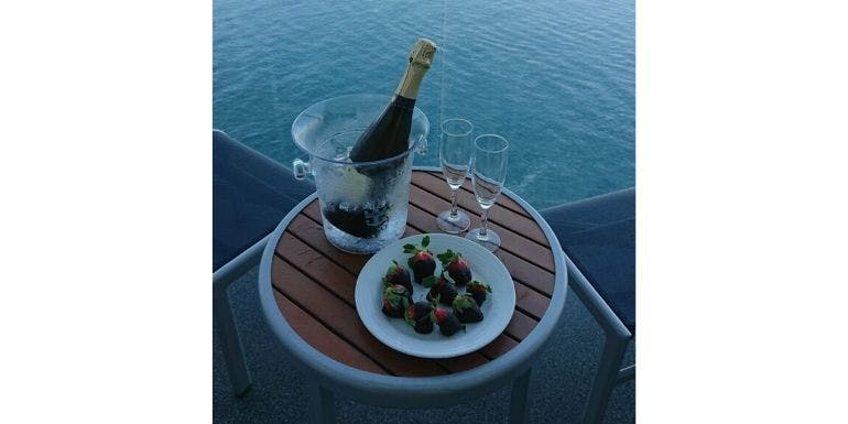 symphony of the seas balcony treats