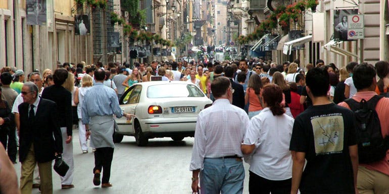 rome crowds