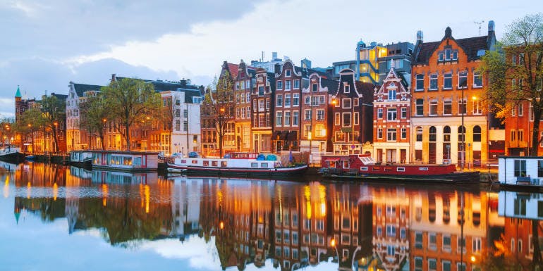 amsterdam netherlands river cruise shoulder season