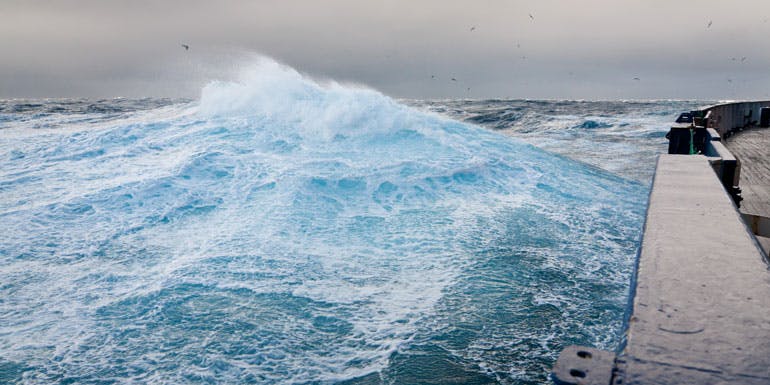 drake passage cruise rough water sea