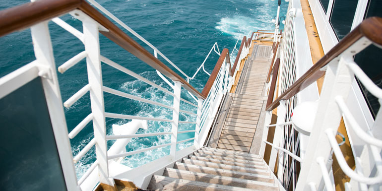 cruise ship stairs saftey tips
