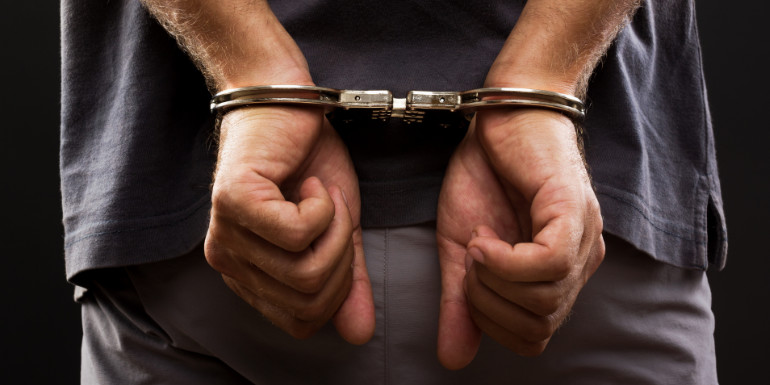handcuffs prevent boarding cruise criminal felony