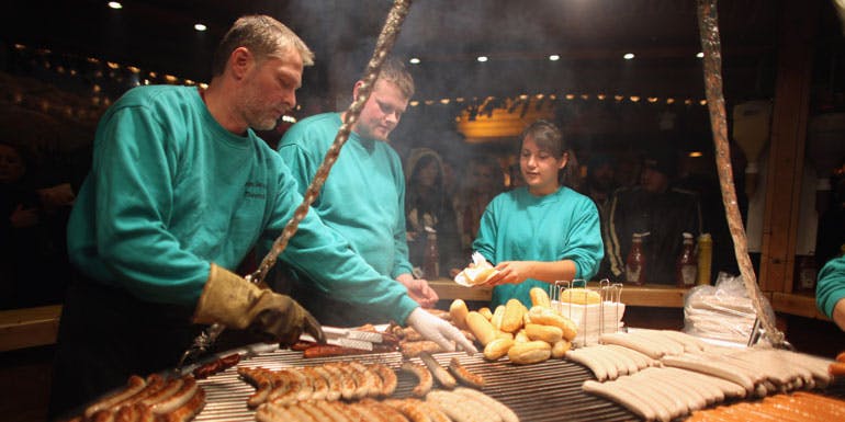christmas market europe cruise bratwurst