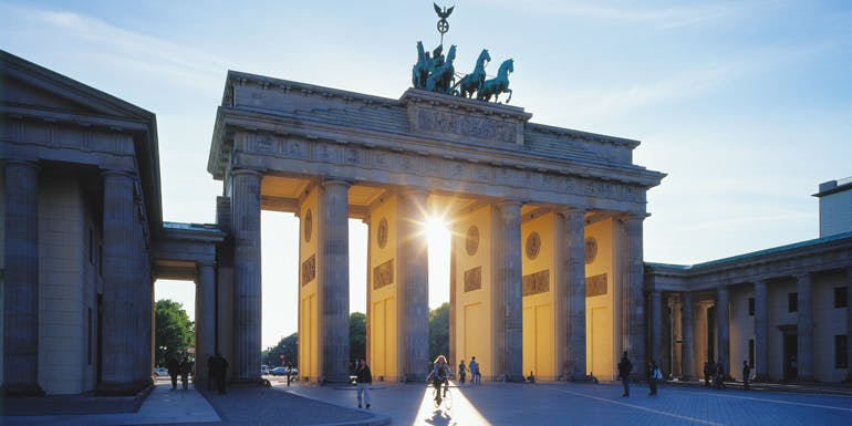 baltic berlin brandenburg gate cruise tours