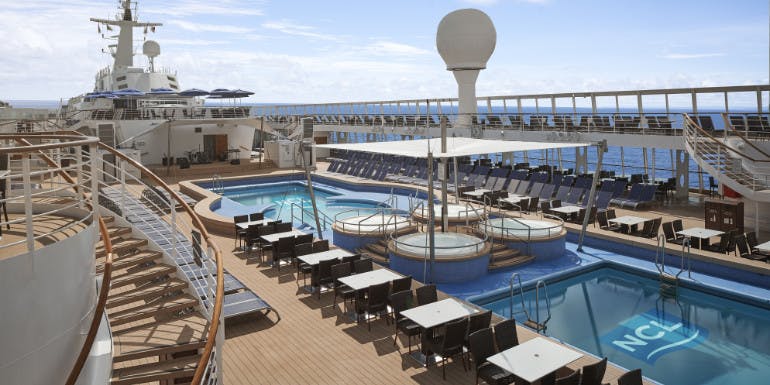 norwegian sky cruise lido pool deck