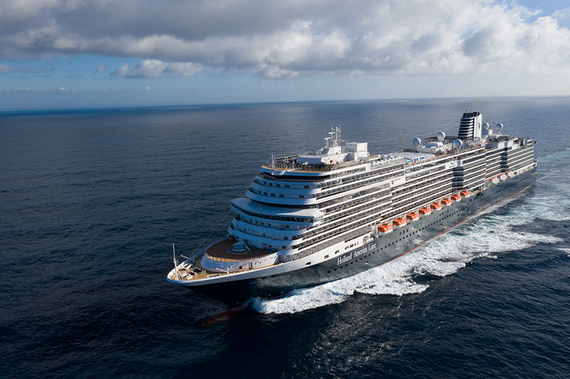 upscale cruise lines